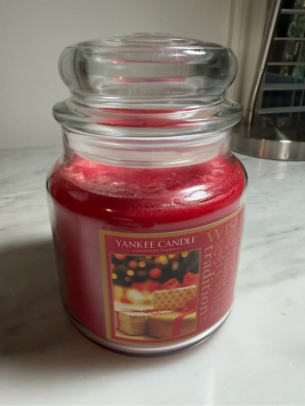 NWOT Yankee Candle Holiday Wish Classic 1-Wick Apothecary Jar 14.5oz